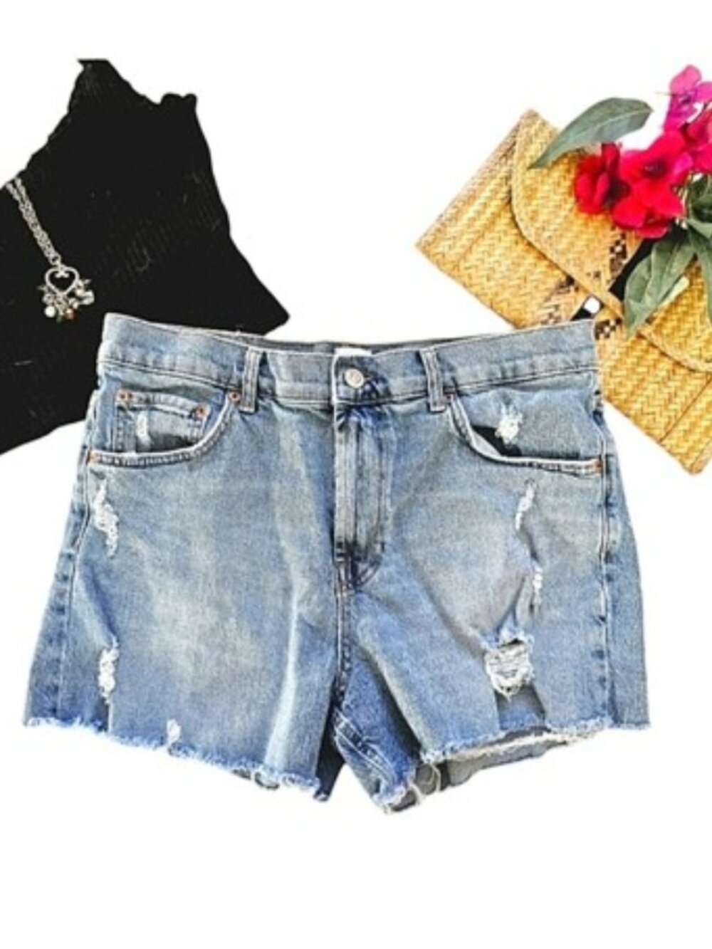 BDG Distressed Denim Shorts Women’s High Rise Cutoff Jean Frayed Hem Size 31 Y2K